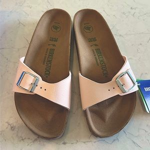 New Women’s Birkenstocks size 38 / US 7-7.5 Women’s